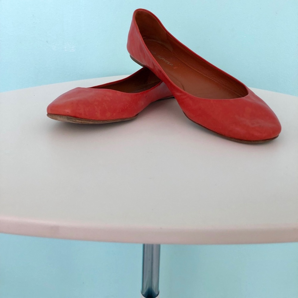 Via spiga flats